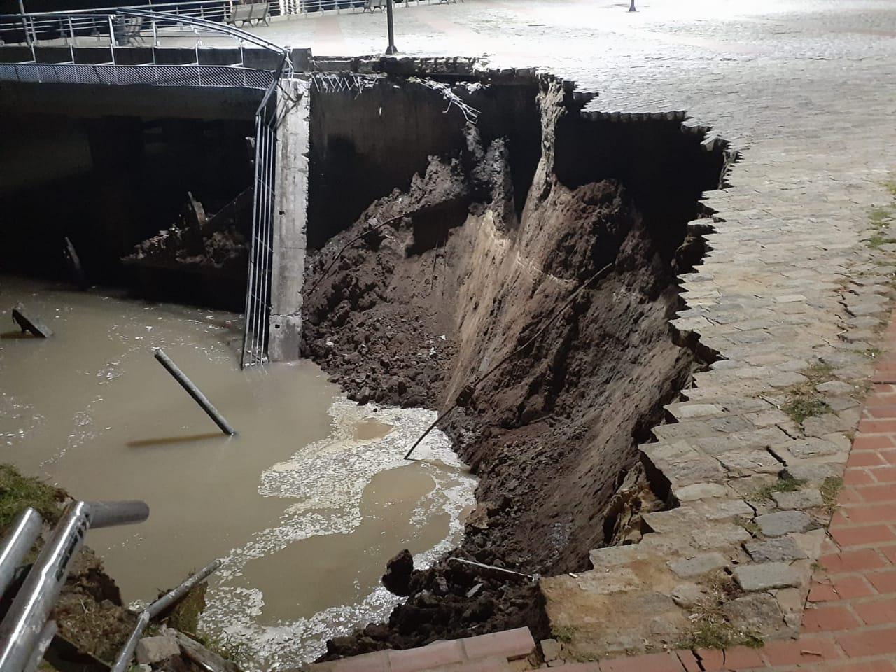 Derrube muelle Rosario by El Ciudadano