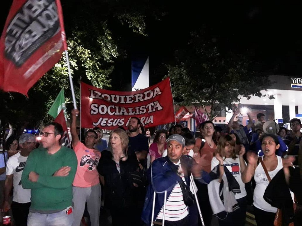 Super Uno marcha Colonia Caroya