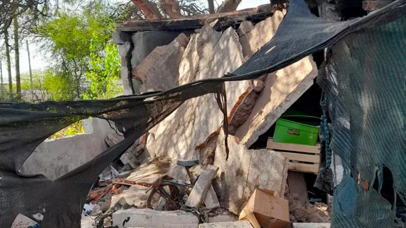 explosión vivienda ferreyra by el doce