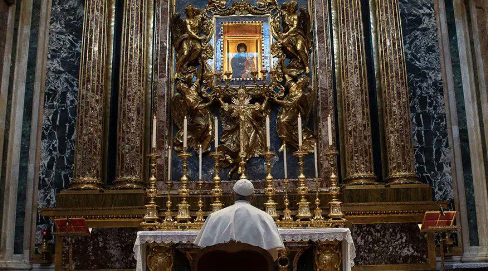 papa Francisco by tw Radio María Costa Rica