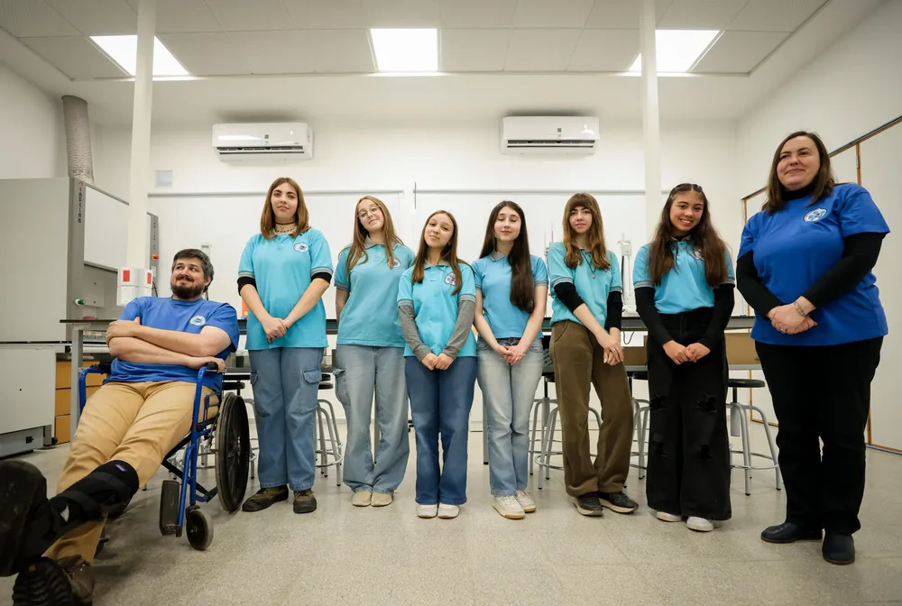 Estudiantes de escuelas ProA trabajan en un proyecto para lanzar satélite al espacio (Gobierno de Córdoba)