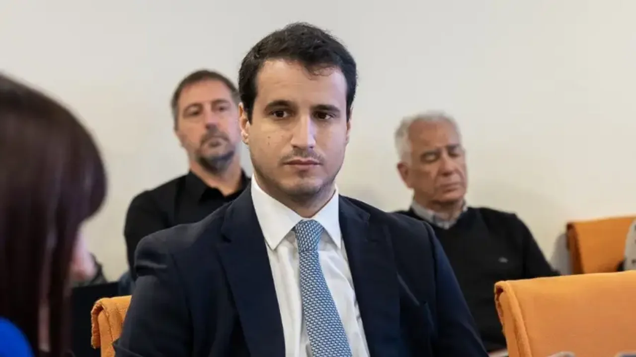 Cardini gentileza