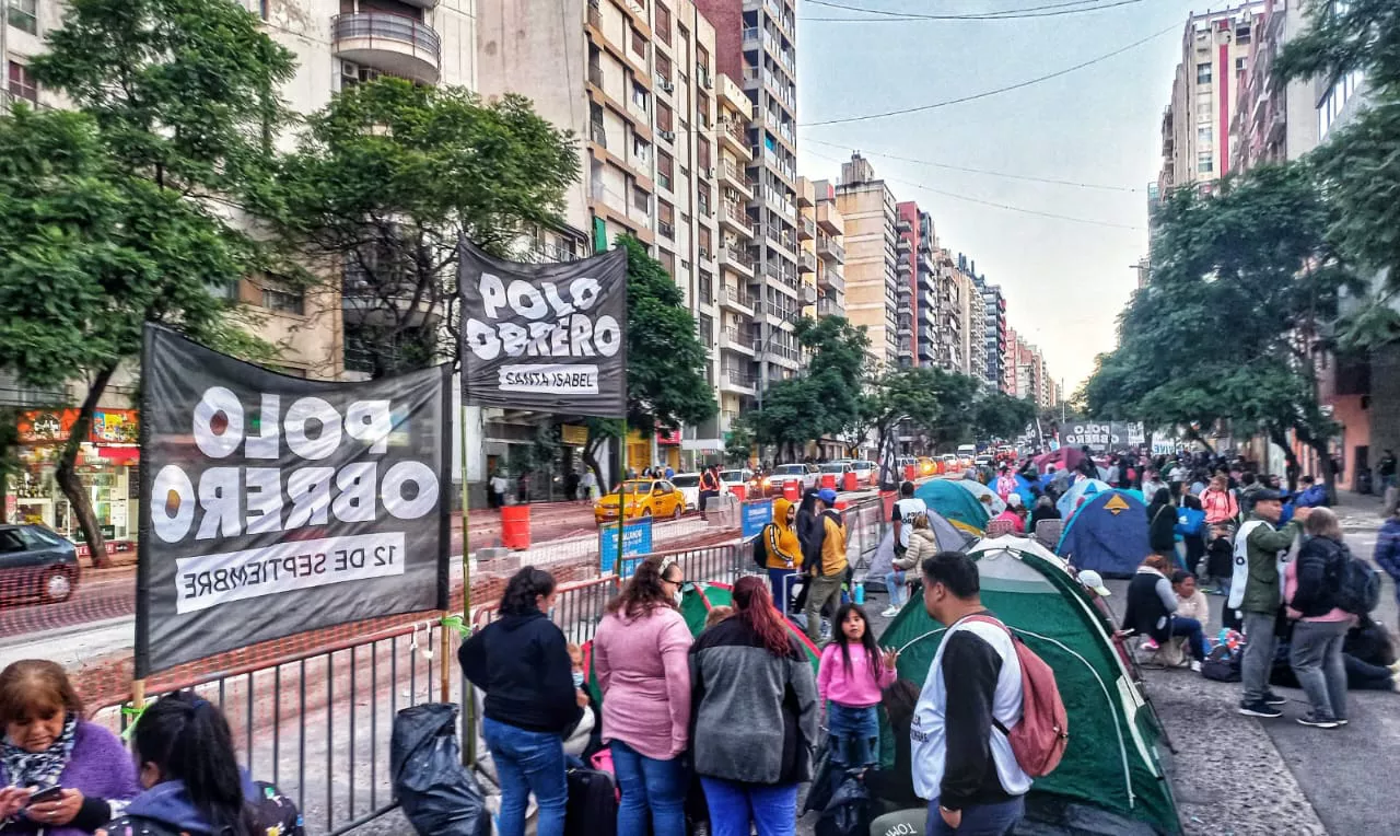 Acampe del bloque Unidad Piquetera en Córdoba (Polo Obrero)