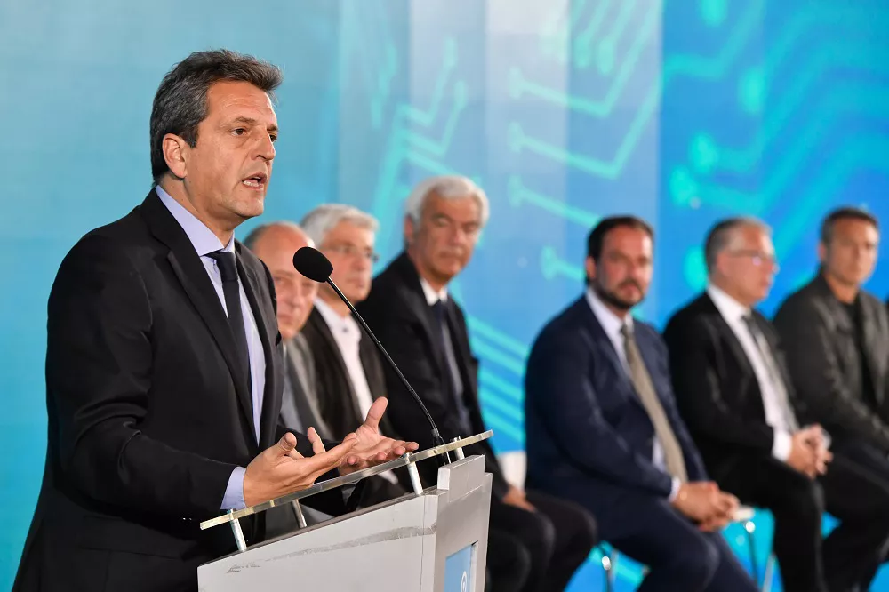 03-10-2022_el_ministro_de_economia_sergio