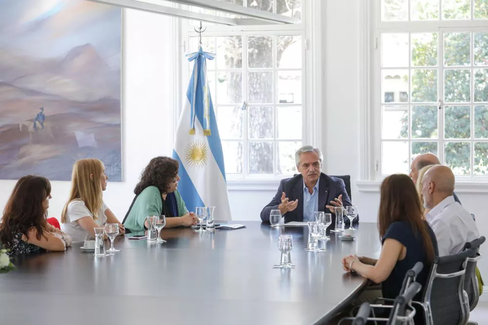 Fernández promulga Ley by Casa Rosada