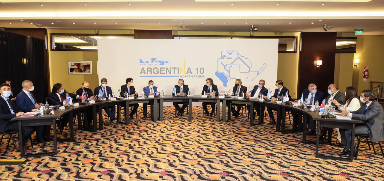 Fernández y gobernadores del Norte by Gobierno nacional