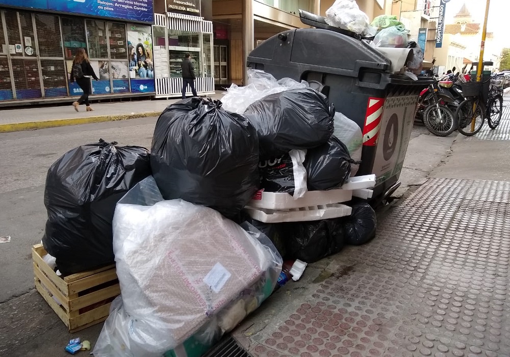 Basura contenedor by Igna LNM