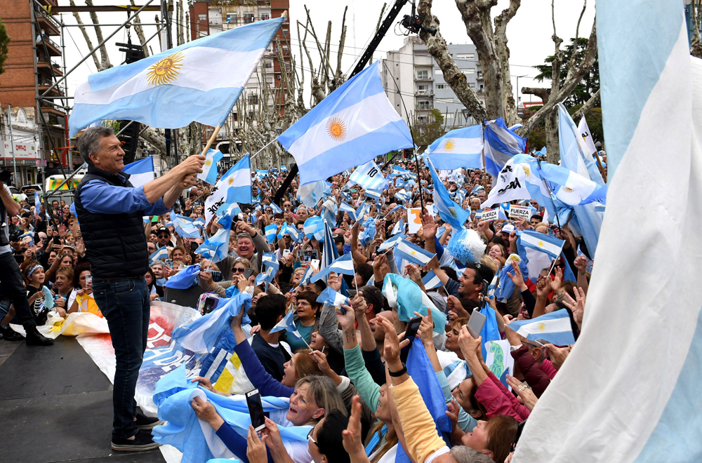 Macri Olavarría by NA