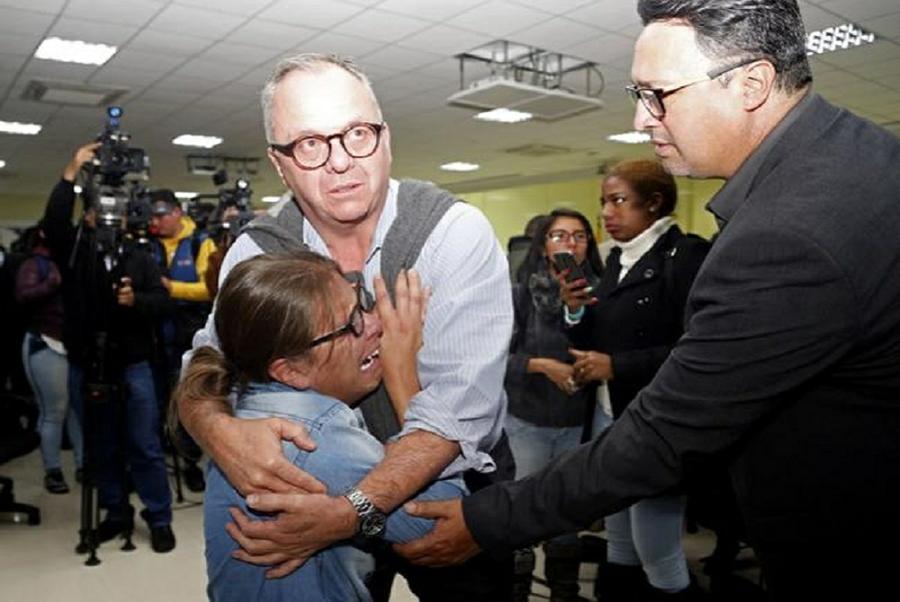 familiares_peirodistas_ecuatorianos_foto_afp