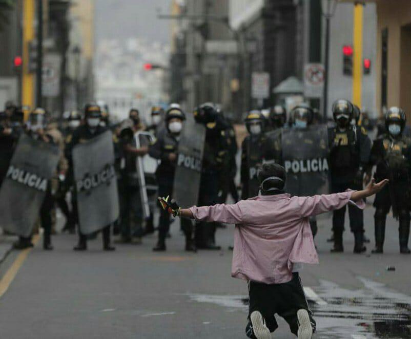 pROTESTAS PERÚ BY gentileza