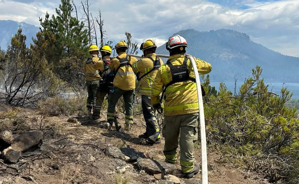 Bomberos-en-Chubut-El-Maiten-1024x632