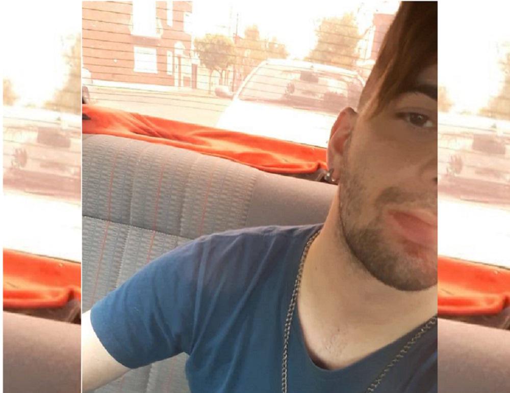 ignacio aislado en un auto