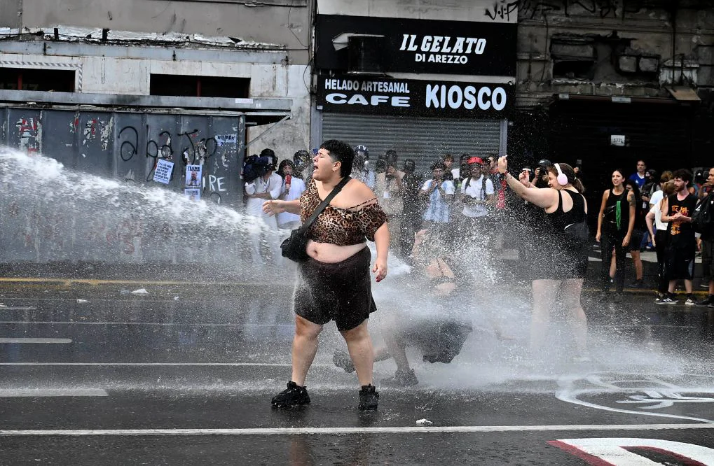 Represion en Congreso NA