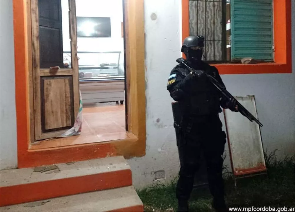 lA cUMBRE OPERATIVO DROGAS BY mpf