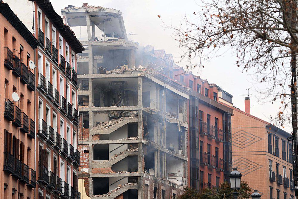 20-01-2021_una_fuerte_explosion_destruyo_un