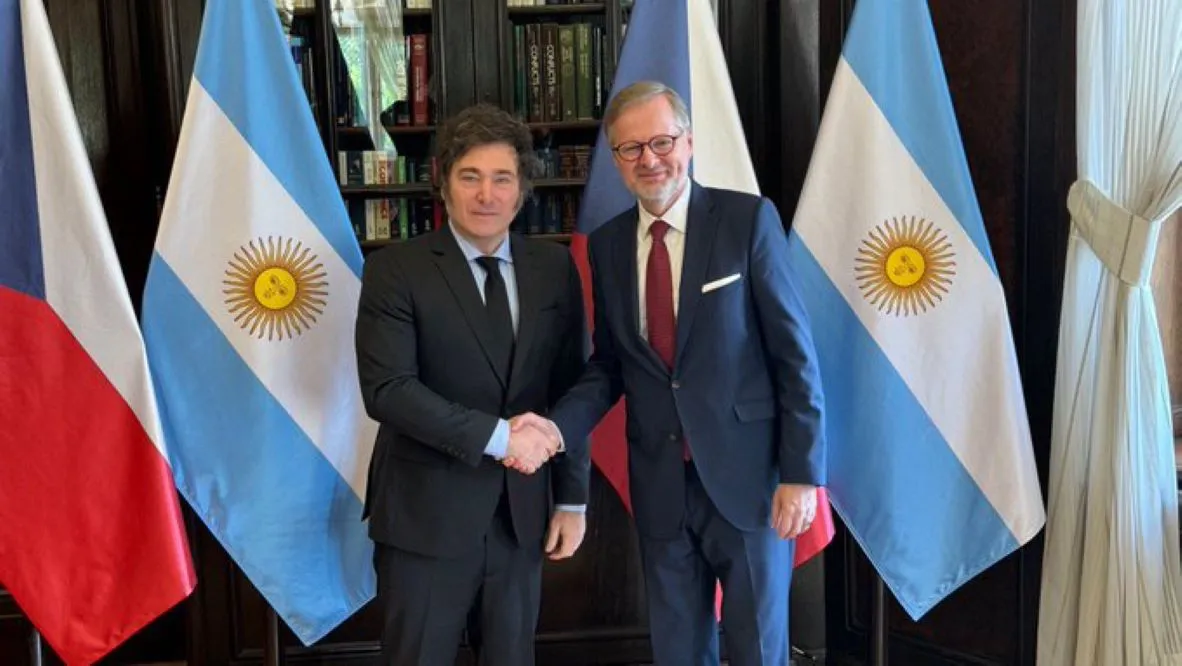 Milei en Rep Checa Foto Presidencia