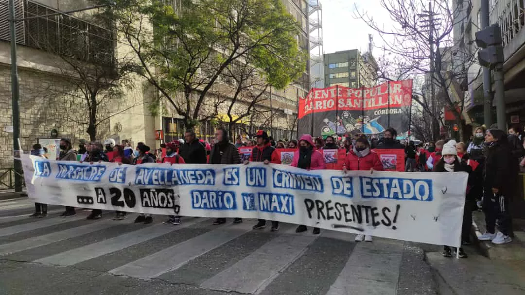 Movilización en Córdoba a 20 años de la Masacre de Avellaneda (FPDS Cba) 01