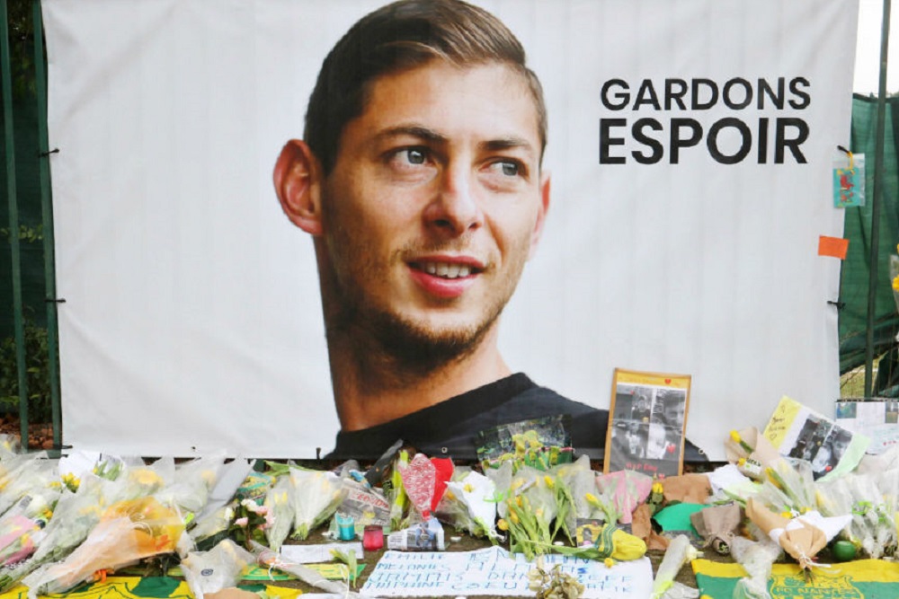 Emiliano Sala homenaje by EFE