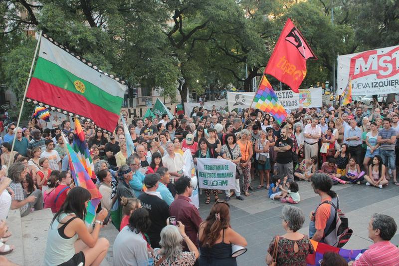FOTO MAPUCHES MARCHA 130117 4