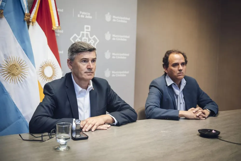 Passerini y Llamosas by Municip Cba