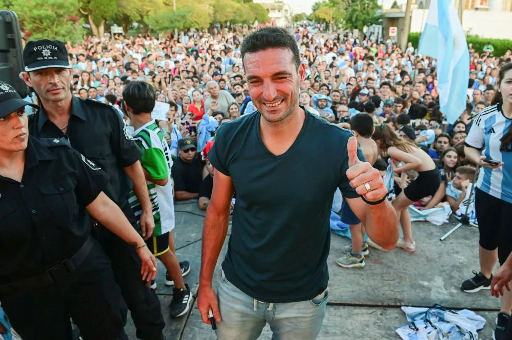Scaloni en Pujato by Telam
