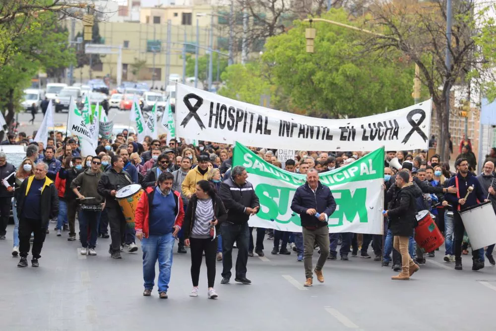 marcha Suoem by Suoem