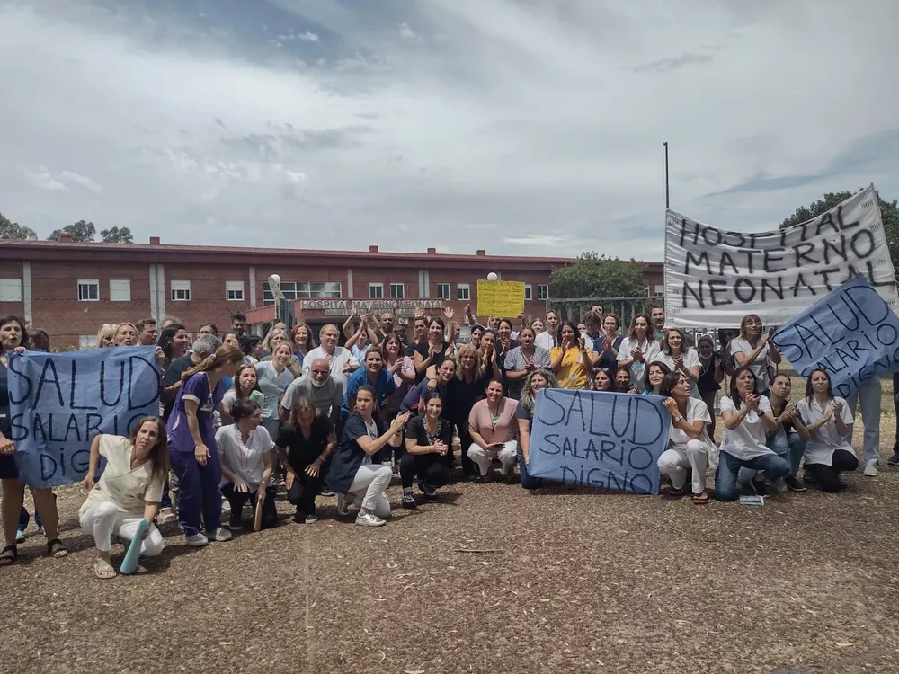 Reclamo Hospital Materno Neonatal (Leandro Cirico . LNM)