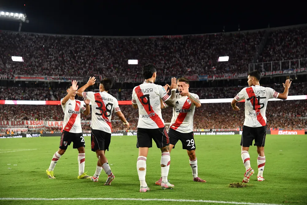 River Plate (X de River) 6