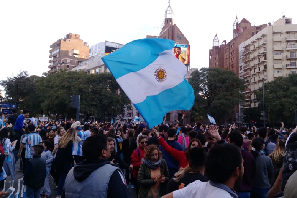 festejo argentina patio olmos 5 LNM