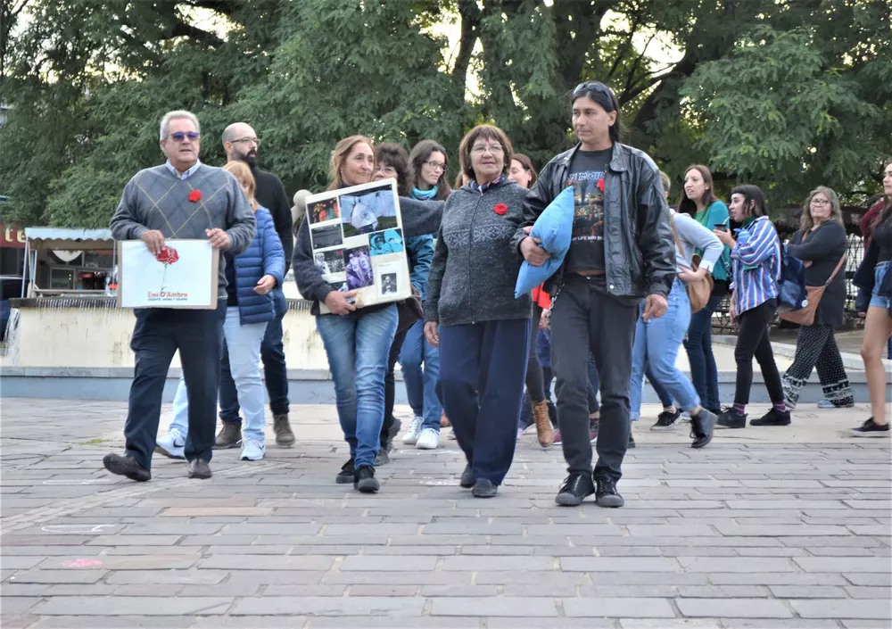 Ronda de la Memoria (Colectivo Paravachasca por la Memoria) 01