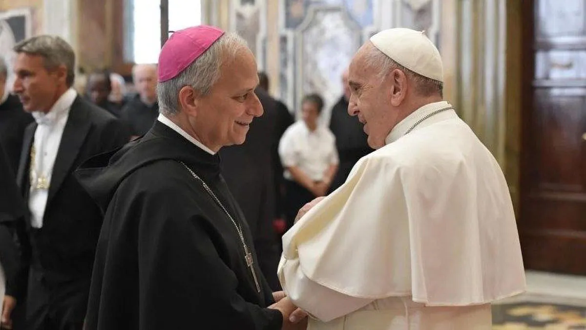 León XIV nuevo Papa y Francisco