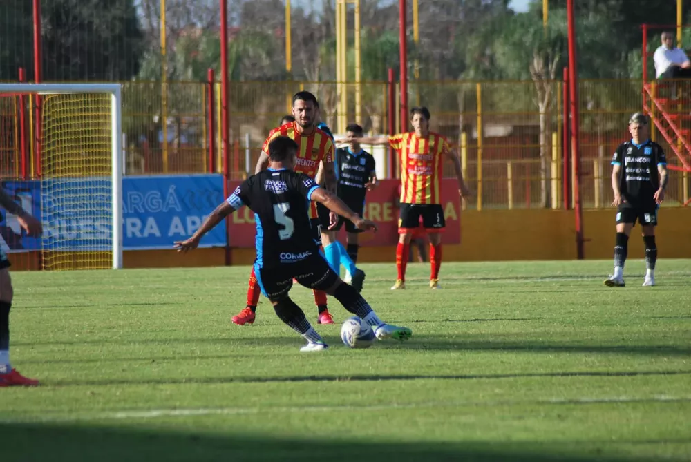 racing boca unidos