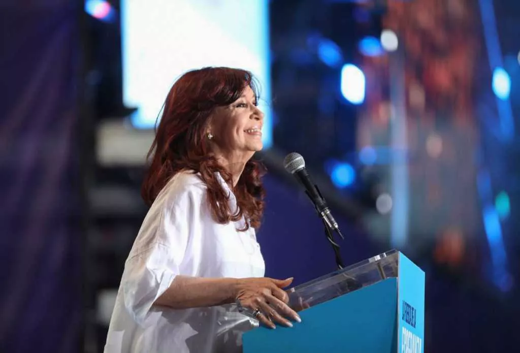 CFK 2 La Plata by NA