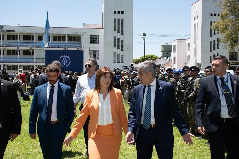 Juan Pablo Quinteros con Patricia Bullrich (Gobierno de Córdoba)