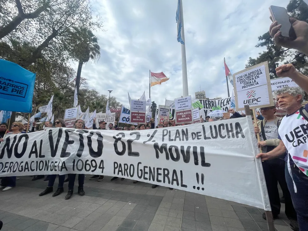 Marcha jubilados cba LNM
