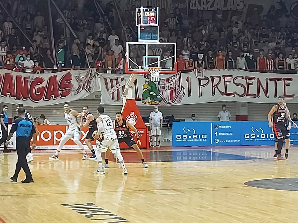 instituto-atenas LNM Fede Jelic