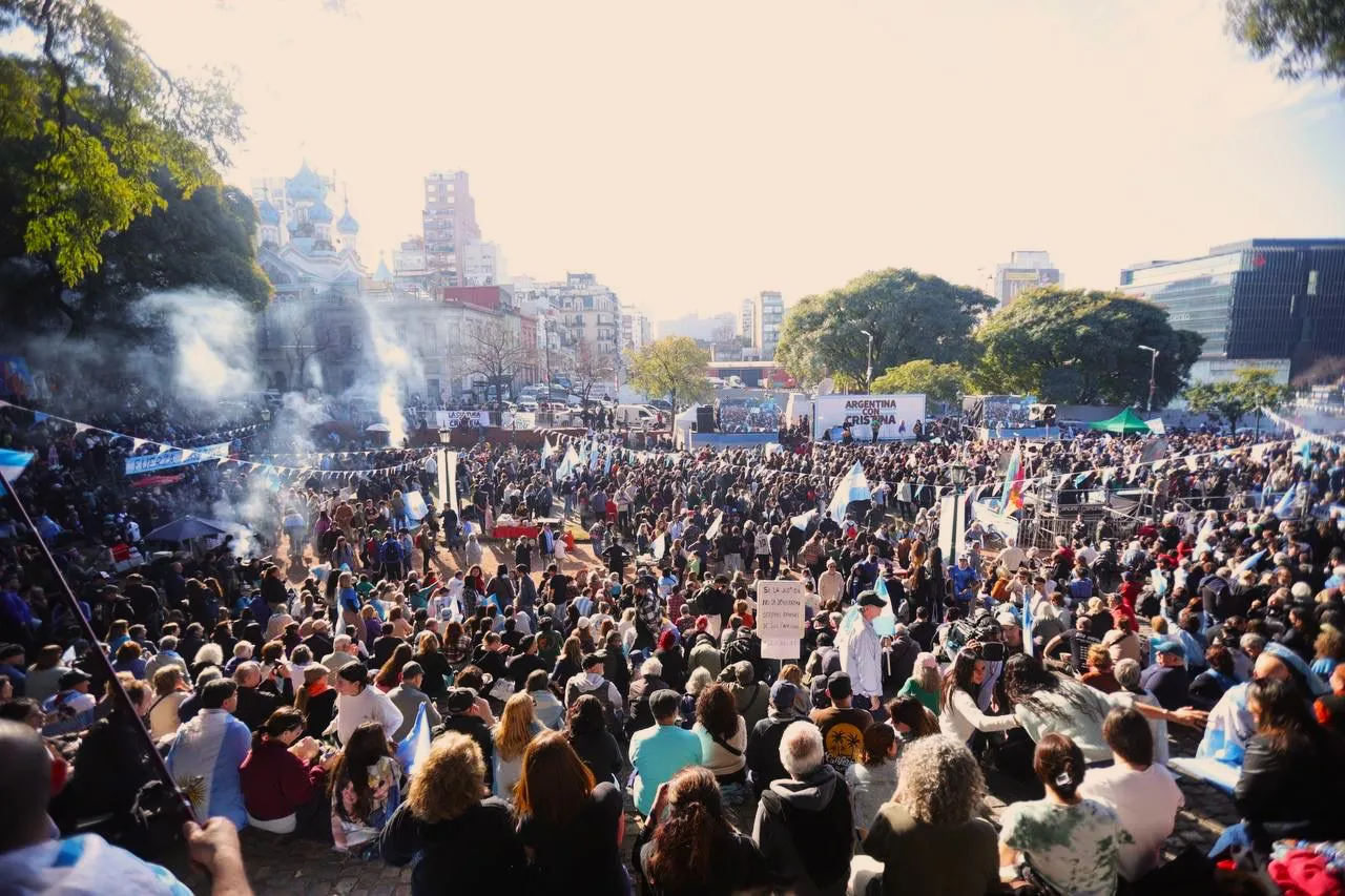 Argentina con Cristina en Parque Lezama (Somos Radio) 2