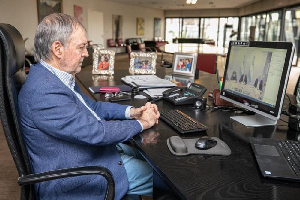 schiaretti teleconferencia tw @JSchiaretti