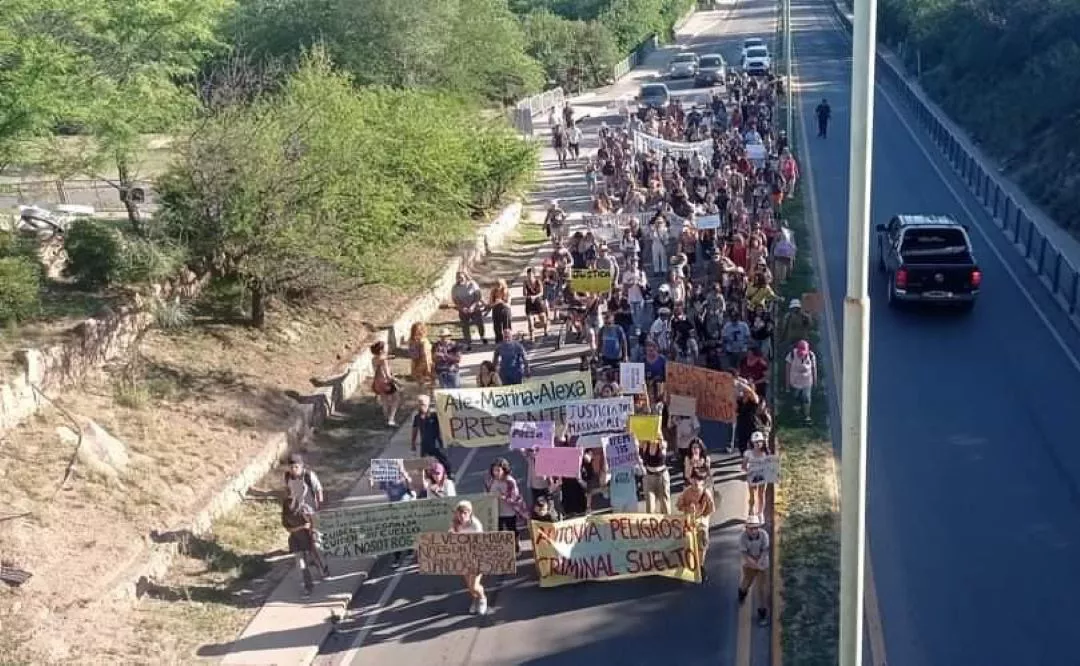 Marcha Mina Clavero by Mary Luque