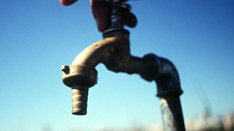 sin Agua potable