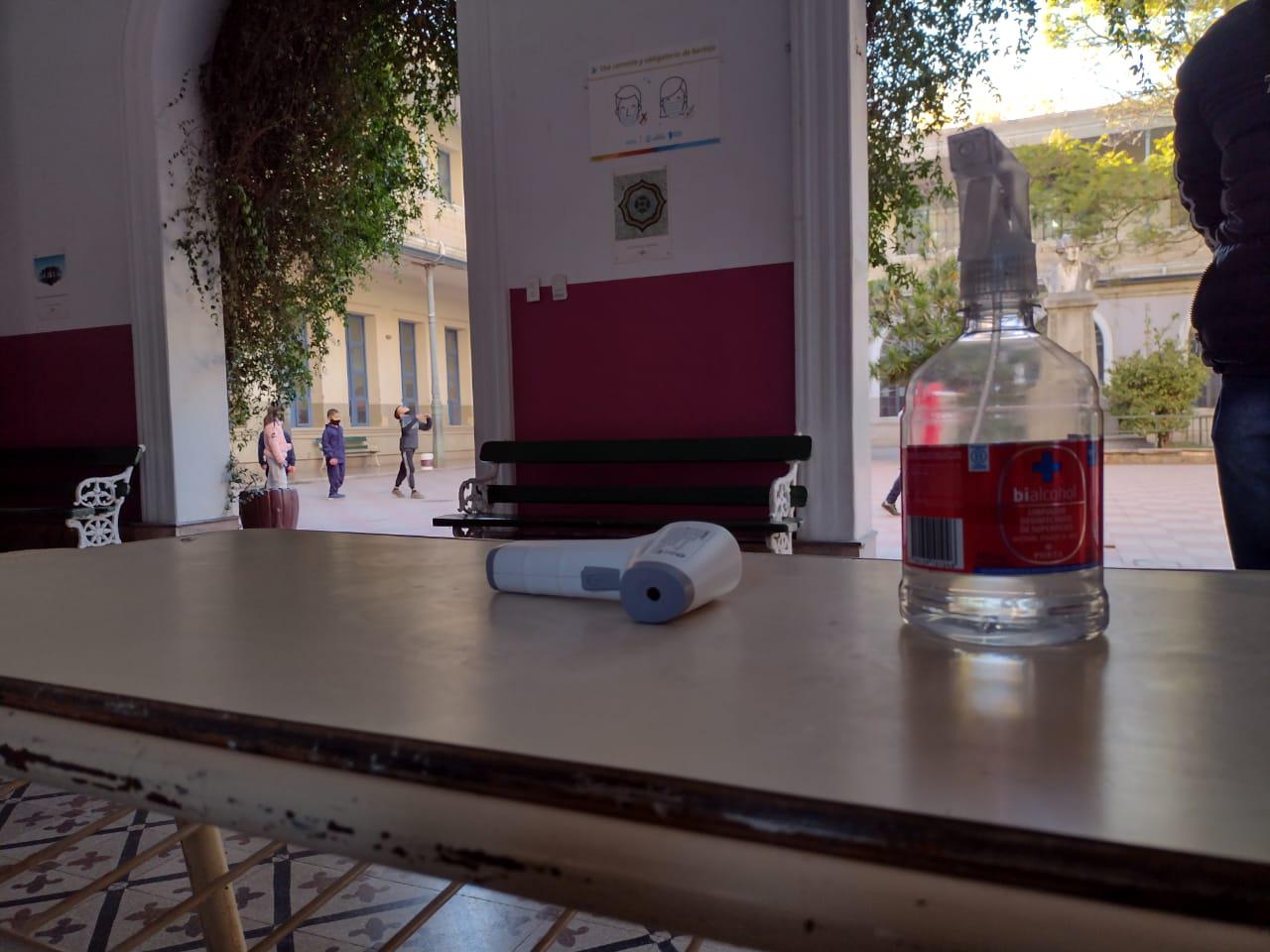 Vuelta a las aulas by LNM