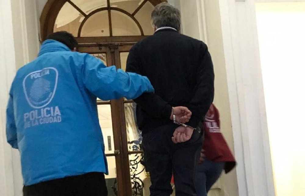 Pediatra Garrahan detenido gentileza