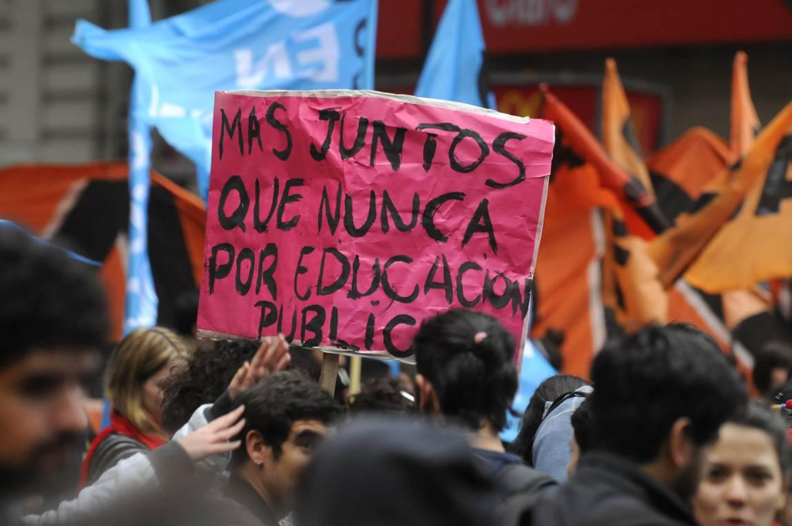 apuntes estudiantiles by LNM