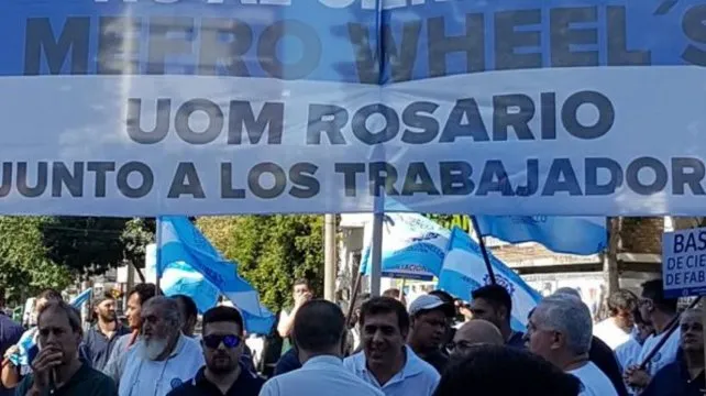 UOM ROSARIO by Sin Mordaza