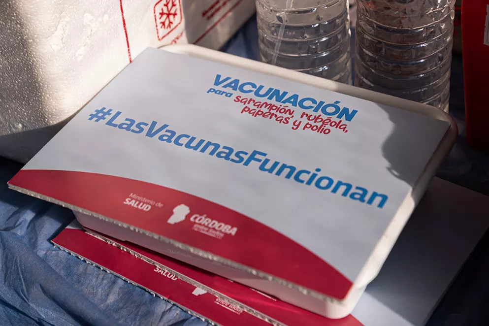 vacuna sarampion polio by gobierno de Córdoba