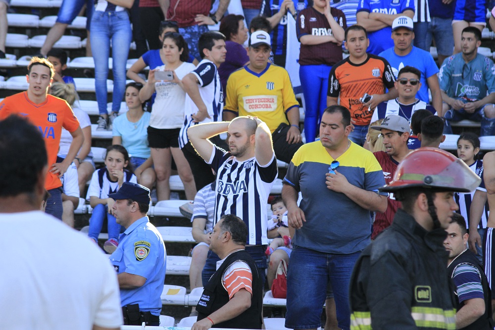 hincha fosa kempes 3 by diego roscop