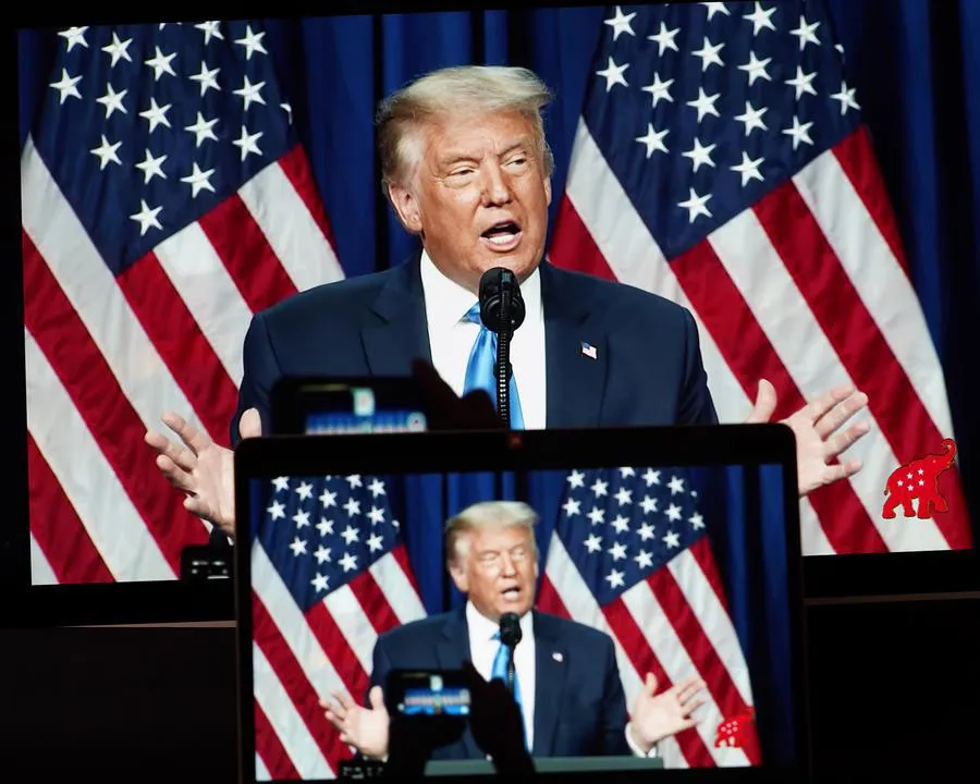 Trump by na