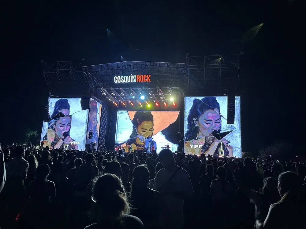 lali esposito en el cosquin rock