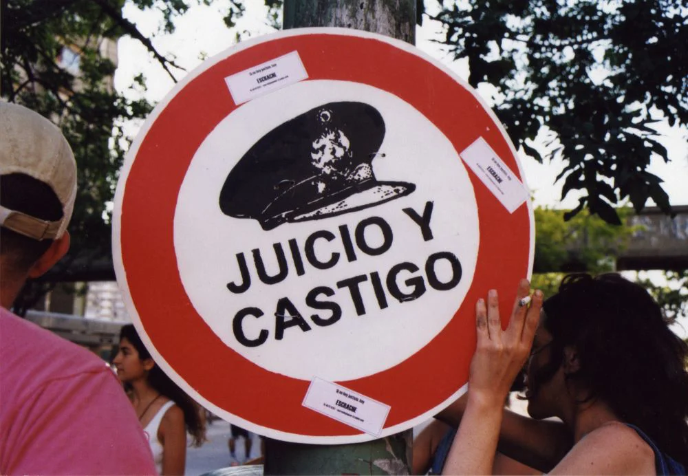 HIJOS gentileza