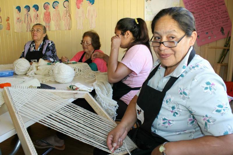 mujeres trabajando